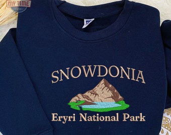 Embroidered Snowdonia National Park Sweatshirt, Embroidered Eryri National Park Unisex Sweatshirt or Hoodie, Embroidered Snowdonia Hoodie