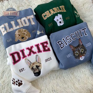 Custom Dog Face Embroidered Sweatshirt, Personalized Pet Crewneck Hoodie, Embroidered Cat Crewneck, Gift for Dog Mom, Pet Lovers Gift