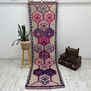 3x11 Runner, Turkish kilim runner, Vintage runner rug, Oushak runner, Kilim rug, Wool rug, Hallway kilim rug, Handmade rug, 3x10.7 Rug,