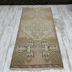 Turkish Mini Rug, Small Vintage Rug, Small Oushak Rug, Faded Rug, Kitchen Mat, Bedroom Rug, Laundry Rug, Turkish Doormat, 1.5x3.1 Boho Rug
