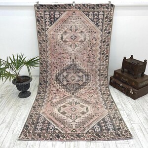 Tapis turc vintage rose, tapis en laine tissé à la main, tapis décoratif coloré, décoration d&#39;intérieur unique, tapis turc traditionnel, 4,7 x 9,4 pi,