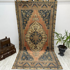Turkish area rug, Vintage wool rug, Handmade rug, Home decor, Livingroom rug, Oushak rug, Bohemian rug, Oriental rug 5 ft x 9.7 ft