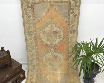 Handcrafted Vintage Oushak Wool Rug – 3.4x6.7 ft, Turkish Decor