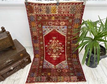 Turkish Rug, Vintage Rug, 3x5 ft, Oushak Rug, Area Rug, Faded Rug, Muted Rug, Living Room Rug, Handmade Rug, Antique Rug, Red Rug,