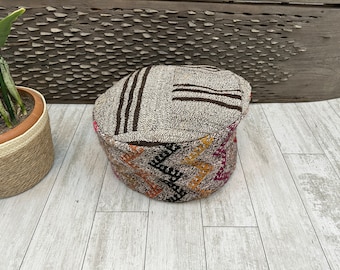 Travesseiro kilim de decoração boho, pufe da Anatólia, pufe de chão feito à mão, pufe kilim turco, pufe de decoração para casa, pufe de chão vintage,