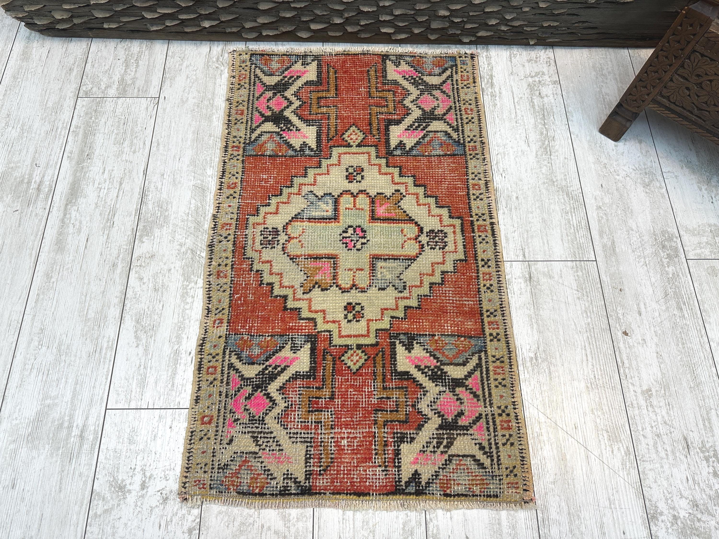 Small Turkish Rug, Vintage Bath Mat, Mini Oushak Rug, Turkish