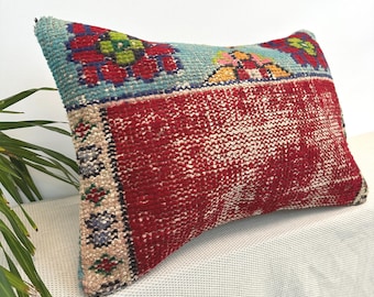 Decorative Throw Pillow,Turkish Rug Pillow, 16x24", Vintage Pillow, Decorative Pillow Cover, Kilim Cushion,Ethnic Pillow, Kilim Pillow