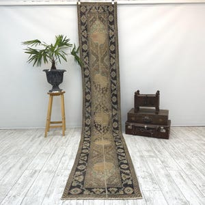 Antieke Turkse Oushak-loper | Zeer lang handgemaakt wollen vloerkleed | Gang en trapdecoratie boerderij | 2 x 11,8 ft vintage tapijt