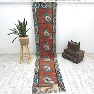 Hallmatta, turkisk löparmatta, handgjord turkisk matta, vintage löparmatta, handgjord matta, bleknad matta, bohomatta, köksmatta, 2,5 x 11,4 fot bild 1