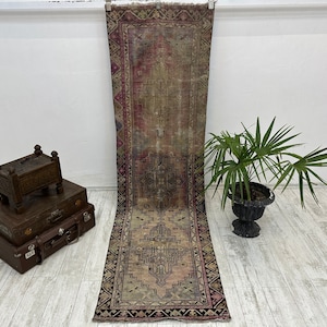 Antique oushak rug, Orange runner rug, Short pile rug, Event rug, Handmade runner rug, Vintage turkish rug, Cozy rug, 2.5x8.8 ft,