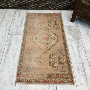 Turkish Mini Rug, Small Vintage Rug, Small Oushak Rug, Faded Rug, Kitchen Mat, Bedroom Rug, Laundry Rug, Turkish Doormat, 1.6x3 Boho Rug