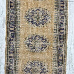 Handmade Turkish Hallway Runner Rug, Vintage Wool Carpet (2.8 x 10.1 Ft) image 6