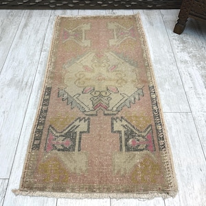 Turkish Mini Rug, Small Vintage Rug, Small Oushak Rug, Faded Rug, Kitchen Mat, Bedroom Rug, Laundry Rug, Turkish Doormat, 1.6x3.2 Boho Rug