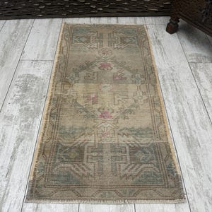 Turkish Mini Rug, Small Vintage Rug, Small Oushak Rug, Faded Rug, Kitchen Mat, Bedroom Rug, Laundry Rug, Turkish Doormat, 1.5x3.1Boho Rug