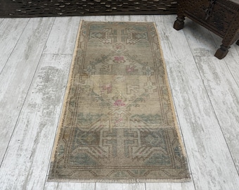 トルコ製ハンドメイドラグ、アンティークキッチンラグ、サステナブル