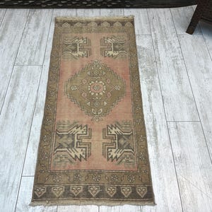 Turkish Mini Rug, Small Vintage Rug, Small Oushak Rug, Faded Rug, Kitchen Mat, Bedroom Rug, Laundry Rug, Turkish Doormat, 1.6x3.6 Boho Rug