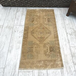 Petit Tapis Turc En Rectangle, Beige, 33x16 Pouces (84x41 Cm) - Paillasson Ou Tapis SDB