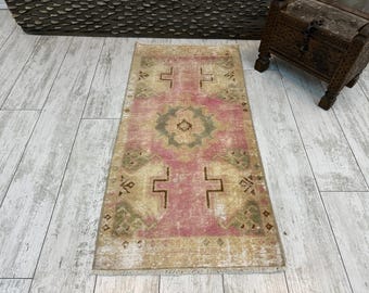 Pink turkey rug, Wool area rug, Small rug 1.6x3.4 ft Free Shipping , Turkish rug , Doormat rug , Vintage boho rug , Handmade rug ,
