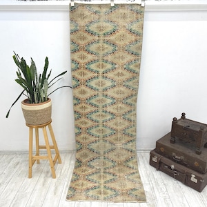 turkish rug, faded rug, oriental rug, vintage runner rug 2.6 x 8.1 Ft aztec rug, boho rug, kitchen rug, handmade rug, organic rug