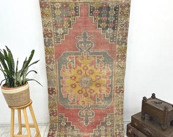 Crazy rug, Turkish Rug, Vintage Rug, Accent Rug, Anatolian Rug, Antique Rug, Rugs For Kitchen, 3.8x8.1 ft Beige Rug, Home Decor Rugs,