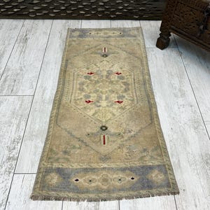 eco friendly rug, mini oushak, bath mat runner, ethnic rug, turkish vintage rug, step mat, gallery size rug, old rug, 1.3 x 2.8 ft