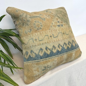 Bed Pillow, 20x20", Vintage Throw Pillow, Long Turkish Pillow, Vintage Pillow,Pillow Cover,Kilim Cushion,Wool Pillow,Kilim Pillow