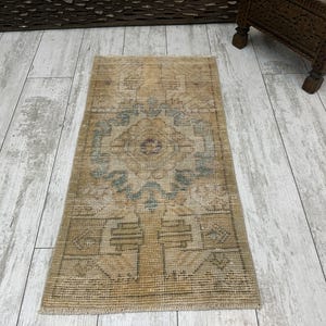 Small Turkish Rug, Vintage Bath Mat, Turkish mat rug, Turkish Doormat Rug, mini rug, Outdoor Mat, Small Vintage Rug 1.5x2.8, Boho Rug
