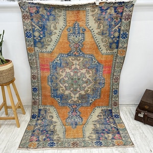 アヴァノスラグ　ミルキーレッド　グリーン200×105 トルコ　ヴィンテージラグ アヴァノスラグ ミルキーレッド グリーン 200×105 トルコ