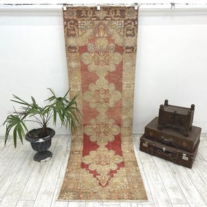 red and beige  runner Rug, Beige Runner Rug , 3x9 Vintage Hallway Rug, Stair Rug, boho handmade rug,anatolian rug 2.9 x 8.9 ft