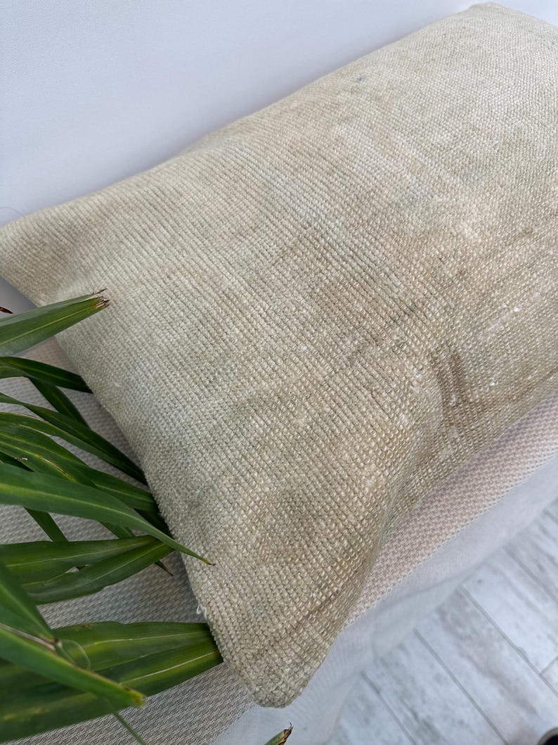 16x24" Bohemian Vintage Pillow Cover, Handmade Rug Pillow Cover, Boho Decorative Pillow Cover, Kilim Cushions, Ethnic Pillow, Kilim Pillow image 9
