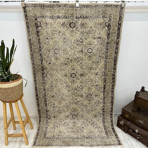genuine rug, farmhouse rug, naturel color area rug, organic wool rug, botanic rug, oversize rug, turkish vintage rug, 4 x 7 ft