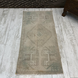 Small Vintage Rug 1.4x2.9 Small Turkish Rug, Small Oushak Rug, Small Handmade Rug, Small Bohemian Decor Rug, Door Mat Rug, Turkish Bath Mat
