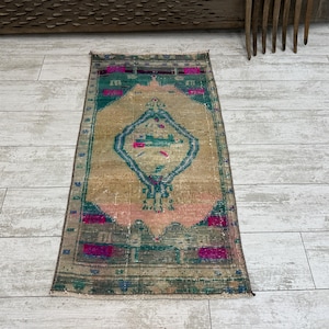 Door Mat Vintage, Door Mat Turkish, Door Mat , 2x3 Turkish Rug,2x3 Vintage Rug,Mini Rug,Door Mat Rug,Small Rug, Handmade Rug, 1.7x3.2 FT