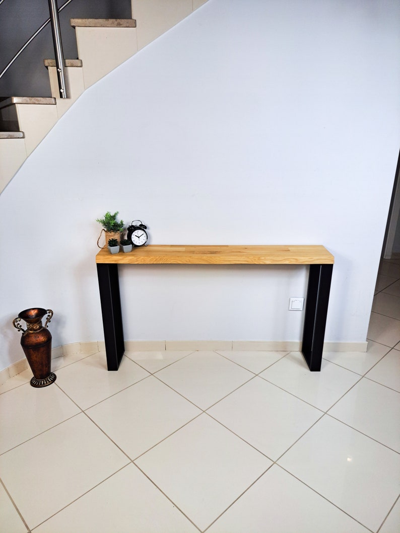 Timberena Table console en chêne massif fait main avec design moderne, bord vivant, pieds en forme de U image 4