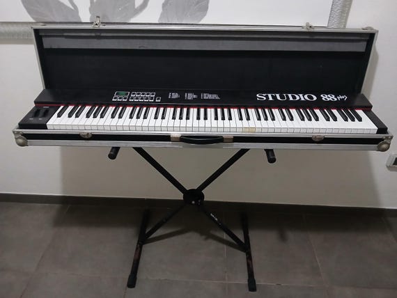 Fatar Studio 88 Plus Midi 88 Key Vintage Piano Keyboard in