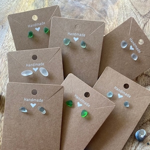 Pendientes pequeños de cristal marino