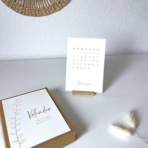 Tischkalender | Kalender 2025 | Kalender mit Kartenhalter aus Holz | Weihnachtsgeschenk | Mini Kalender | Schreibtischkalender | Dekoration
