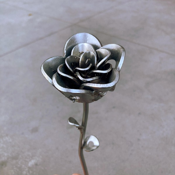 Handmade Metal Rose - Metal Flower Gift That Lasts Forever - Stainless Steel Stainless Steel Art Rose - Unique Birthday & Sustainable Gift