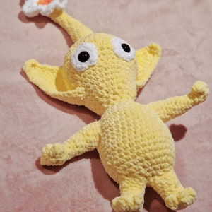 Step-by-Step Yellow Pikmin Amigurumi Instructions