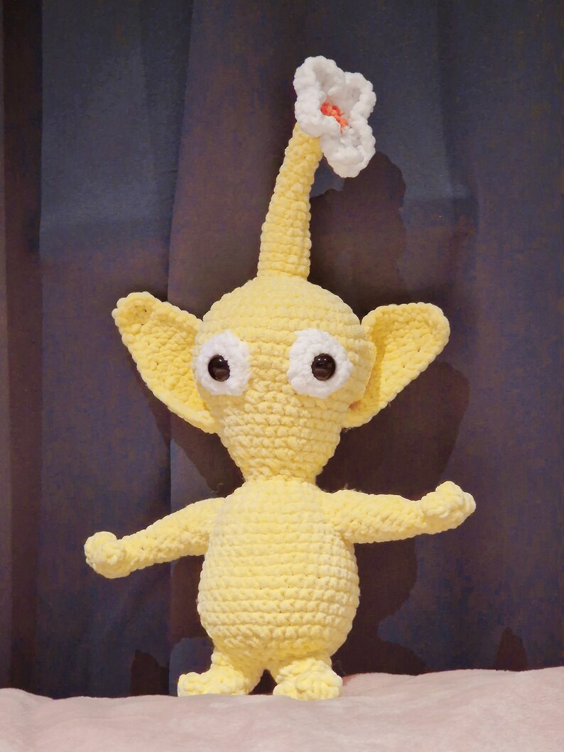 Instant PDF Download - Yellow Pikmin Crochet Guide