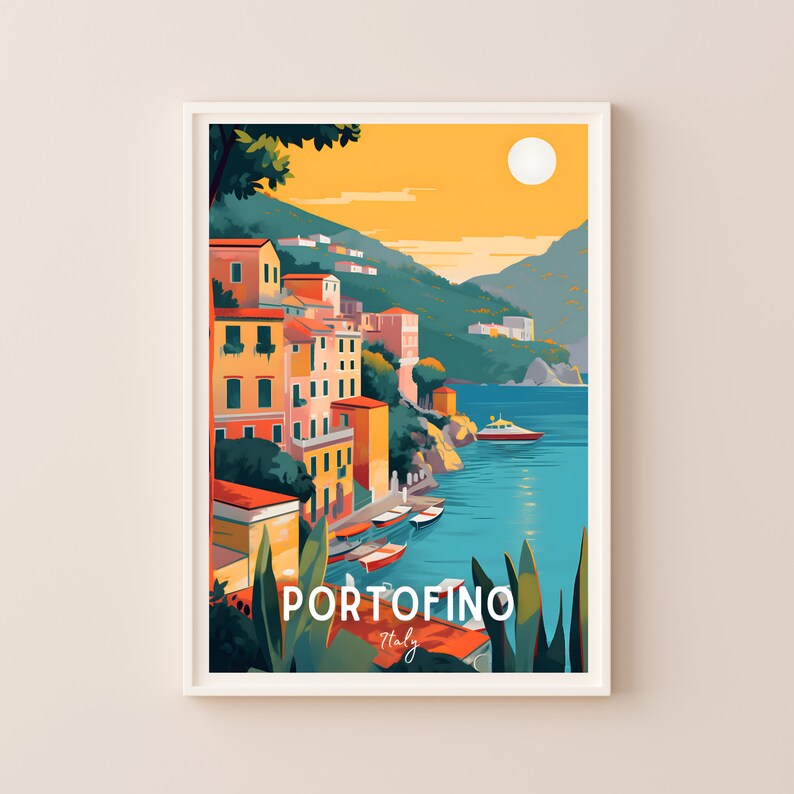 Op de afbeelding: Een kleurrijke illustratie van de Italiaanse stad Portofino, met gebouwen op een heuvel met uitzicht op een blauwe baai. De tekst "Portofino Itali&euml;" staat onderaan de afbeelding.