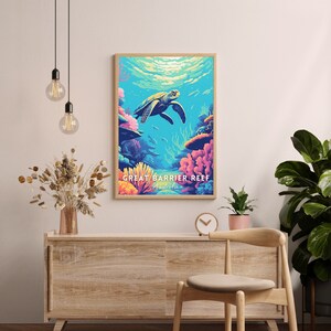 K&ouml;nnte beinhalten: Ein farbenfrohes Poster mit einer Meeresschildkr&ouml;te, die in einem lebendigen Korallenriff schwimmt. Das Poster tr&auml;gt den Text "Great Barrier Reef, Australien" am unteren Rand.