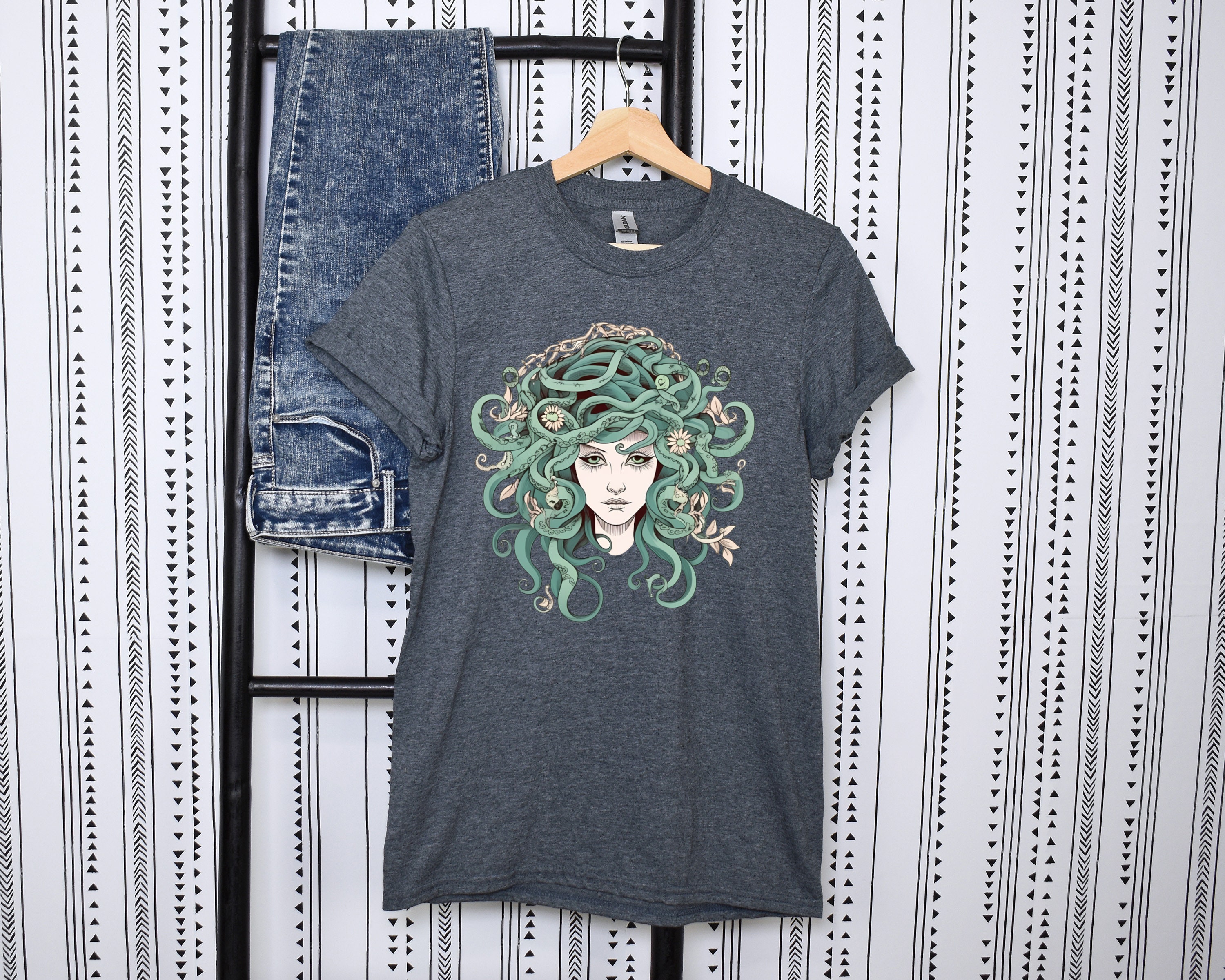 Medusa Tshirt Medusa Gorgona Tee Snake Shirt Greek - Etsy