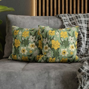 Daffodils Print Pattern | Spun Polyester Square Pillow Case