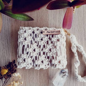Makramee Kartenetui mit Schlüsselanhänger, Makramee Kreditkartenbörse, Handgemachte Geldbörse, Makramee kleine Brieftasche Boho-Stil, Makramee einzigartige Geldbörse