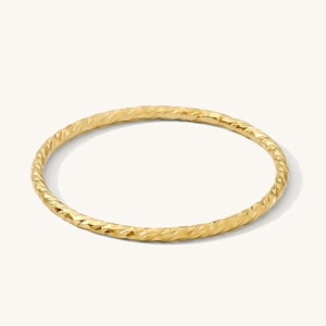 Gold Hammered Ring, Simple Gold Band, Thin Hammered Stackable Jewelry, Minimalist Everyday Ring, Annivarsary Gift, Gift For Girlfriend