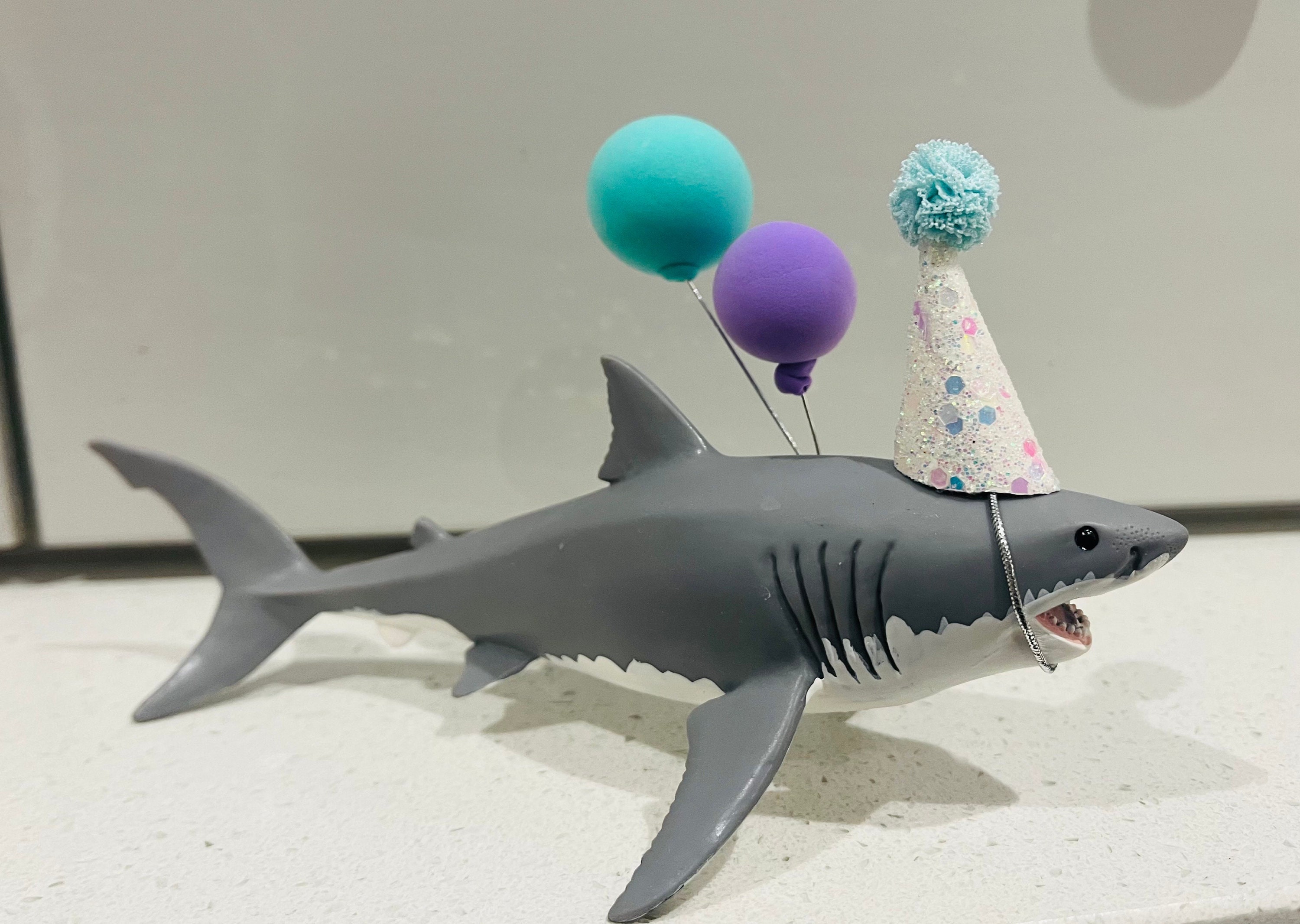 Great White Shark Party Animal Cake Topper Keepsake Sealife Theme Cake -  Etsy, image size:3000x2132