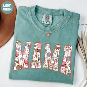 Comfort Colors® Mama Christmas Shirt, Christmas Gift for Mom, Retro Mama Shirt, Xmas Mama Shirt, Christmas Mom Shirt, Merry Christmas Shirt