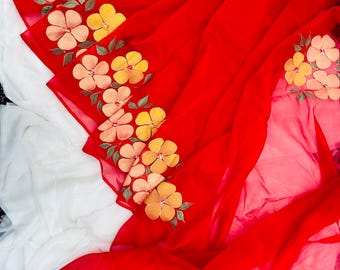 Handmålad röd organzasari: Paljettblommig Bollywoodsari för kvinnor med blus