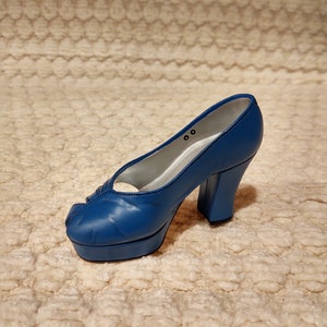 Just the Right Shoe - Etsy Just the Right Shoe - Etsy